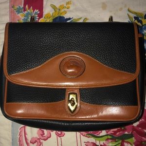 Vintage Dooney & Bourke pocket book